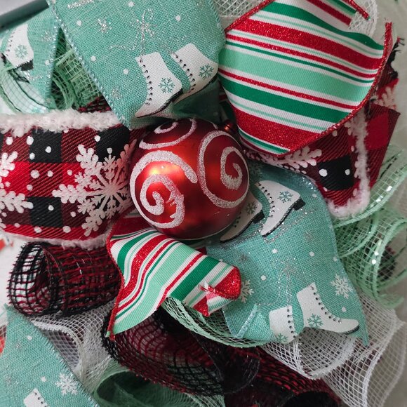 ⛸️🎄 "I'll Be Gnome for Christmas" Winter Wreath 🎄⛸️ - Picture 6 of 6